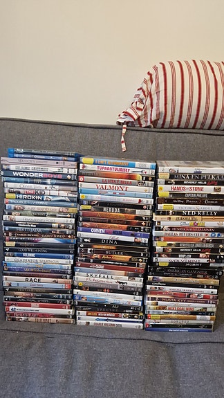 Iso elokuvasetti! Uusia sekä vanhoja dvd levyjä