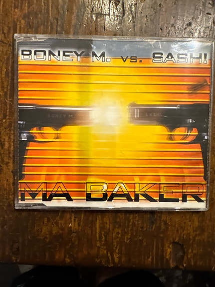 CD-singlet ysärin puolivälistä 2000 luvun alkuun. (5€/levy)