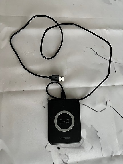 Aircharge langaton laturi