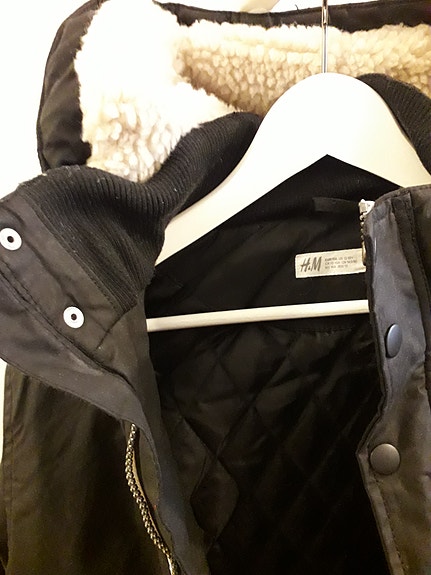 H&M parkatakki Musta Koko 158 Unisex