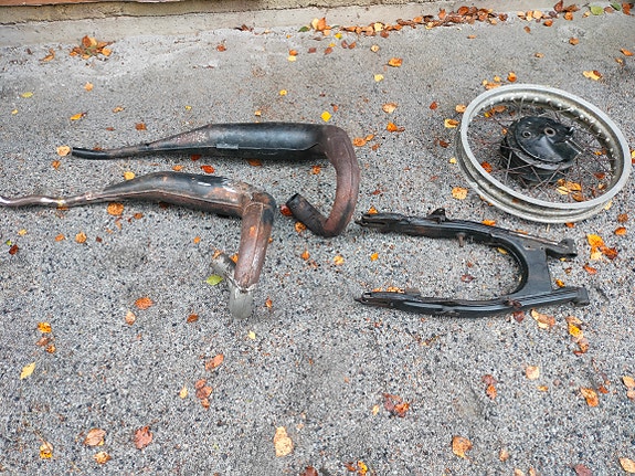 Suzuki pe250 osia