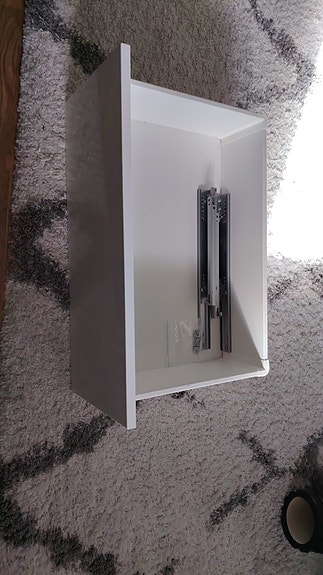 Ikea Bestå laatikko korkeakiilto