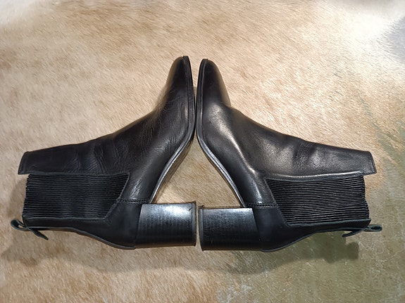 Zara 38(39)/24.5cm aitoa nahkaa nilkkurit