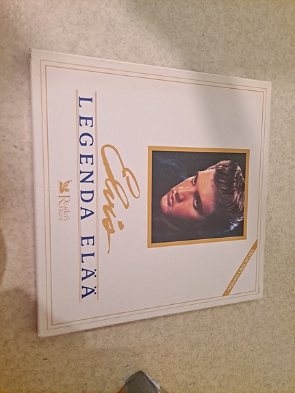 Elvis Legenda elää box