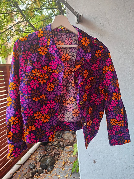 Vaatteet, kosmetiikka ja asusteet Myydään (sivu 32) Tori