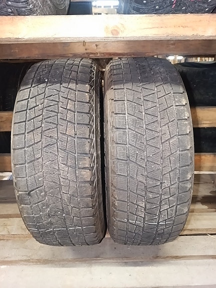 235/60R18 107R Bridgestone Blizzak DM-V1 Käytetty kitkarengas 5-5,5mm DOT-14