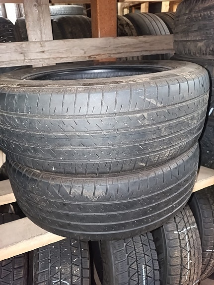 225/60R18 100H Bridgestone Dueler H/L 33 Käytetty kesärengas 4,5-6mm DOT-17