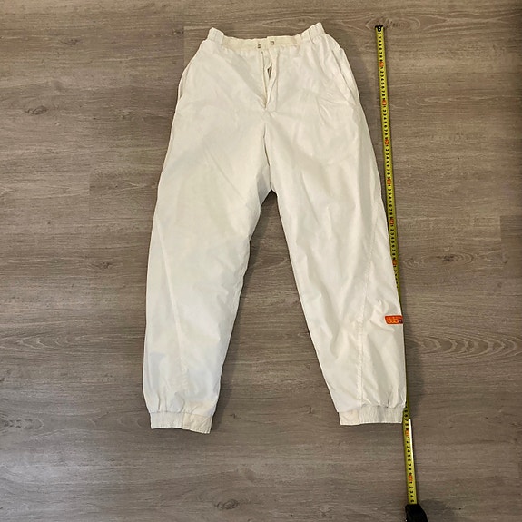 Torstai -/ Club A Retrot Ulkoiluhousut 80-luku. - Made in Finland.