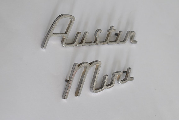 Austin Mini korimerkki. Vanha alkuperäinen. J.Fray Ltd Bham.
