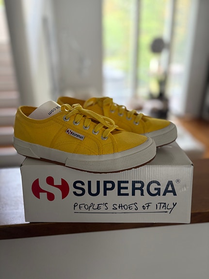 Ihanat Superga keltaiset kengät kevääksi