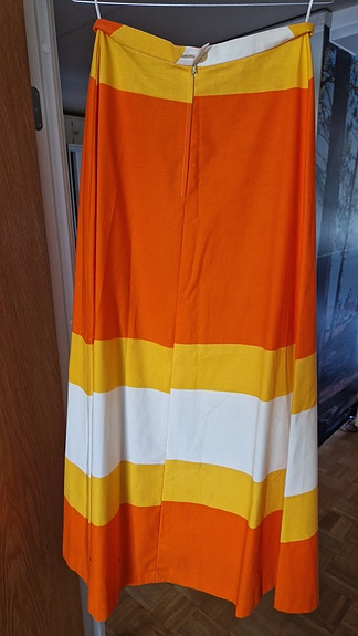 KIRJOKANGAS upea vintage mekko. 38. 60/70 luvulta.