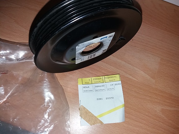 Ohjaustehostimenpumpun hihnapyörä Opel Kadett-E / Vectra-A / Astra-F