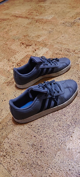 Adidas kengät