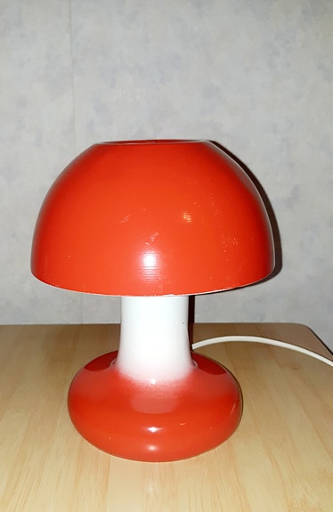 Finnish Design, Valinte Oy 24204, Suomi 1960-luku, Vintage Sieni pöytävalaisin.