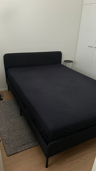 IKEA Slattum sänky 140x200 + jousipatja & petauspatja