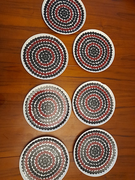 Marimekko Oiva Siirtolapuutarha lautaset