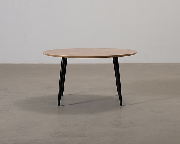 Sofacompany Hubert sohvapöytä ø 90 cm pähkinä / musta