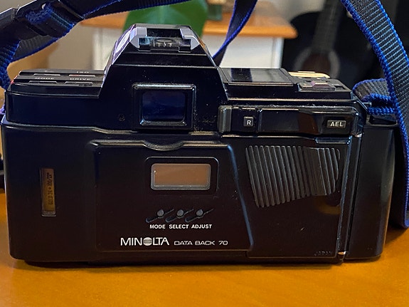 Minolta 7000
