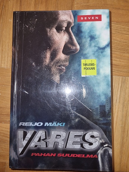 Vares: Pahan suudelma - Reijo Mäki