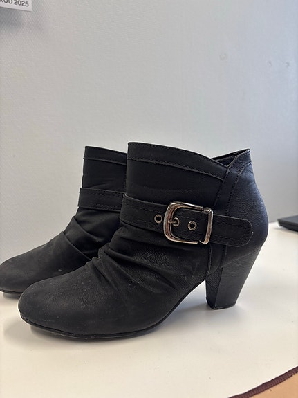 Nilkkurit koko 39