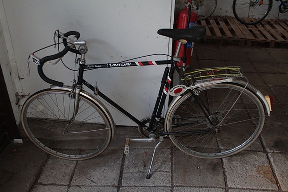 Tunturi Retki Super 28" + aurinkolasit