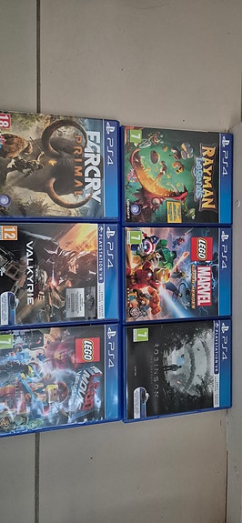 Playstation 4 pelit