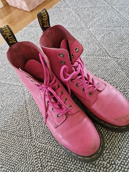 Pinkit Dr. Martensit 37