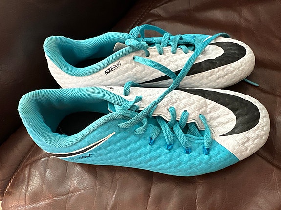 Nike Hypervenom Jalkapallokengät, koko 35