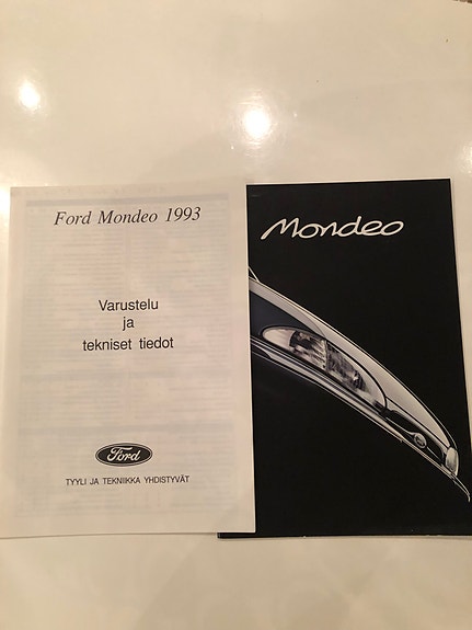 Ford Mondeo 1993 esitteet
