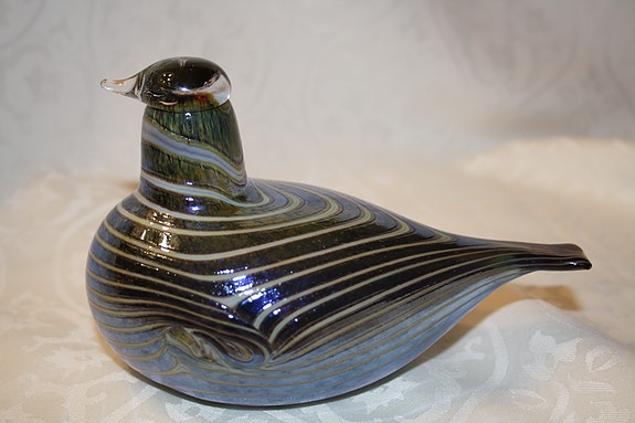 Iittala Oiva Toikka, Alli lasilintu, sammaleen vihreä, raidallinen.