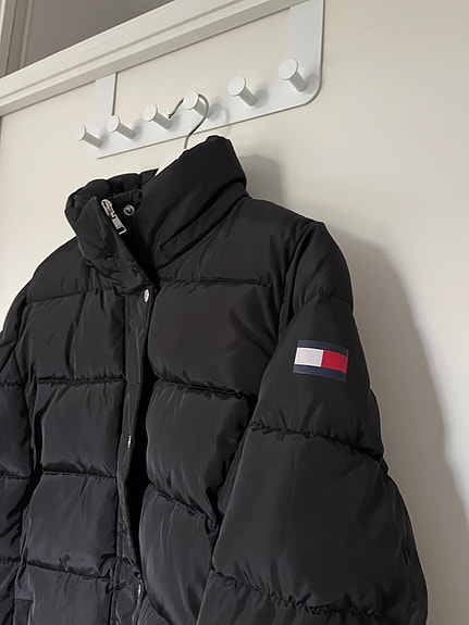 Tommy Hilfiger toppatakki