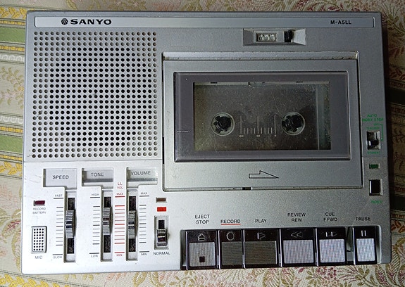 Ääni ja kuva Myydään (sivu 29) Tori