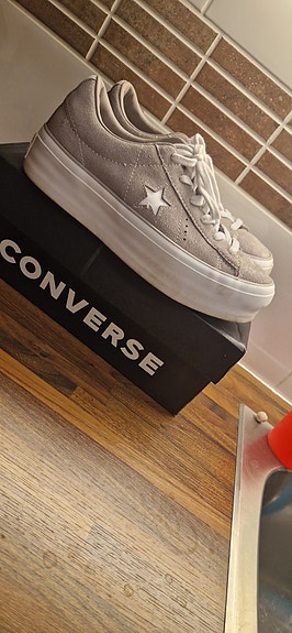 Converse one star platform 37