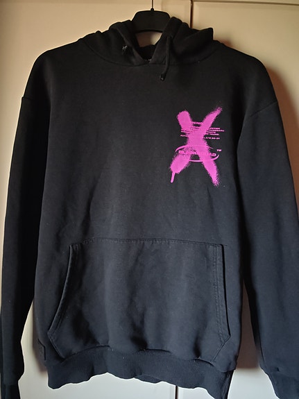 Musta huppari, koko xs