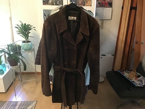 Upea ruskea mokkatakki 30€