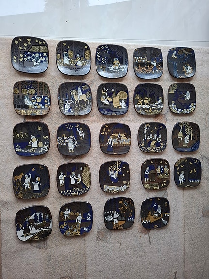 KALEVALA vuosilautaset kaikki 24 kpl. 1976-1999