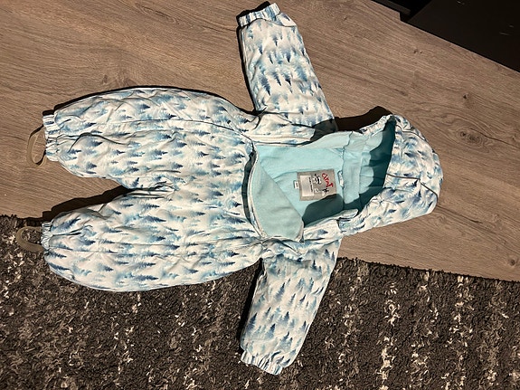 Käyttämätön toppahaalari