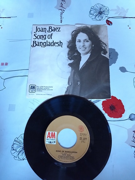 Joan Baez 7" Song of Bangladesh