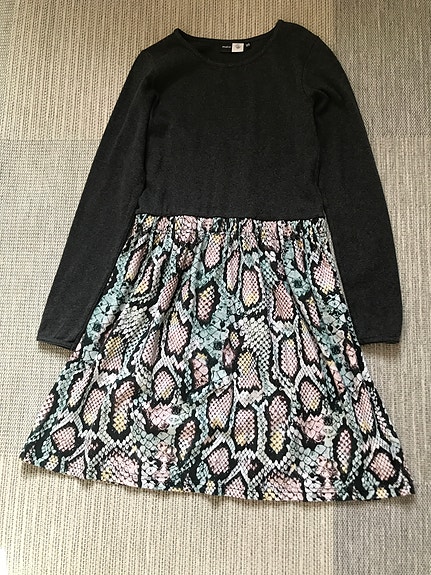 Molon mekko, koko 146/152cm