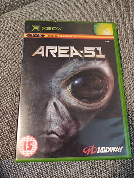 Midway Area 51 Xbox-peli