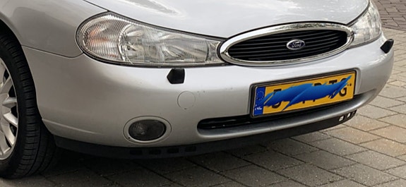 Ford Mondeo Mk2 -etupuskuri-