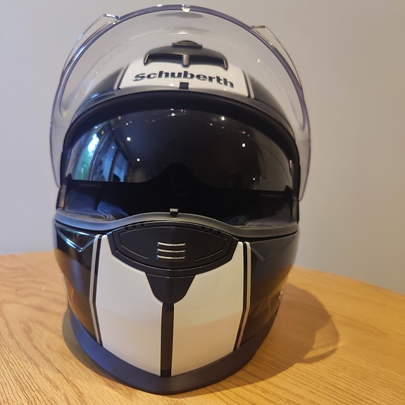 Schuberth S2 kypärä