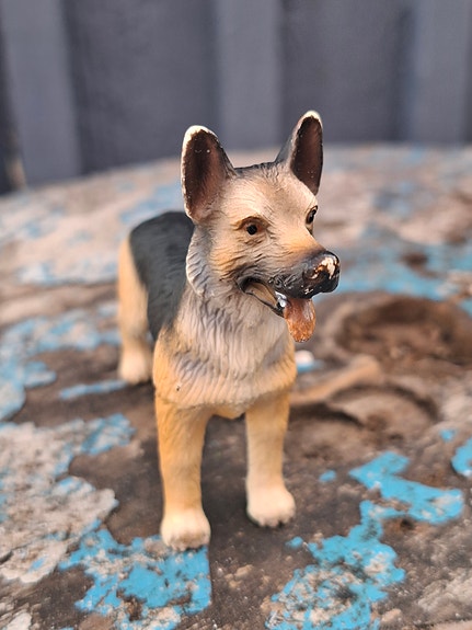 Saksanpaimenkoira, 2003 (Schleich)