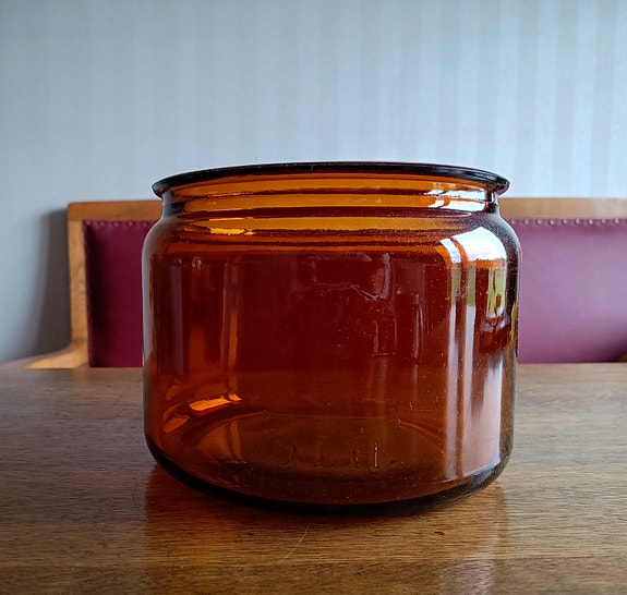 Ruskea Karhula narupurkki