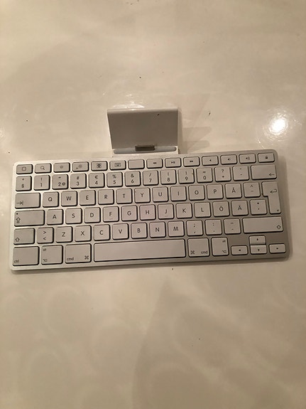 Apple iPad telakkanäppäimistö Valkoinen