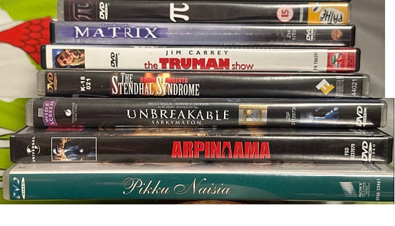 Elokuvasetti DVD-levyt 7 kpl eri elokuvia