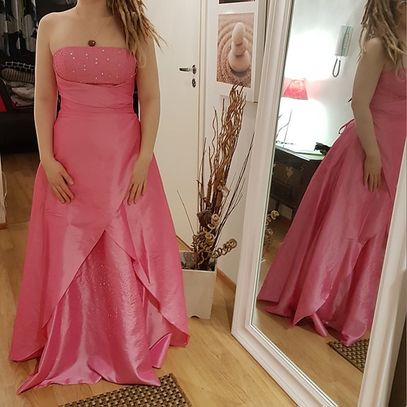 Jora Collection lohenpunainen kaunis vanhojentanssimekko, koko xs