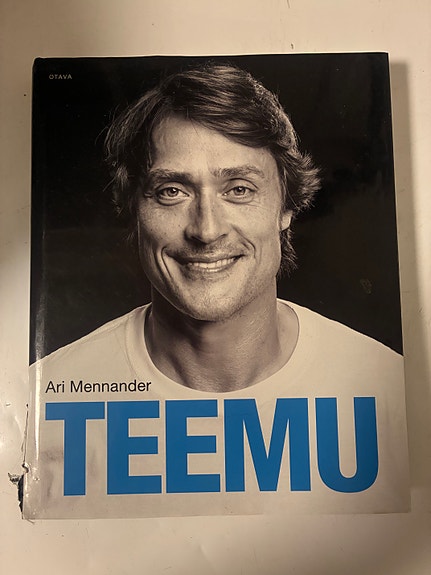 Teemu kirja Teemu Selänne