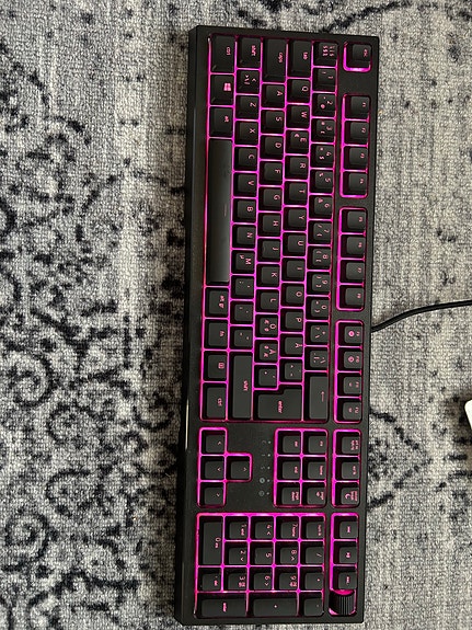 Razer Ornata V2 näppäimistö