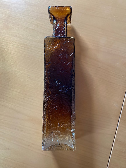 Kumela maljakko